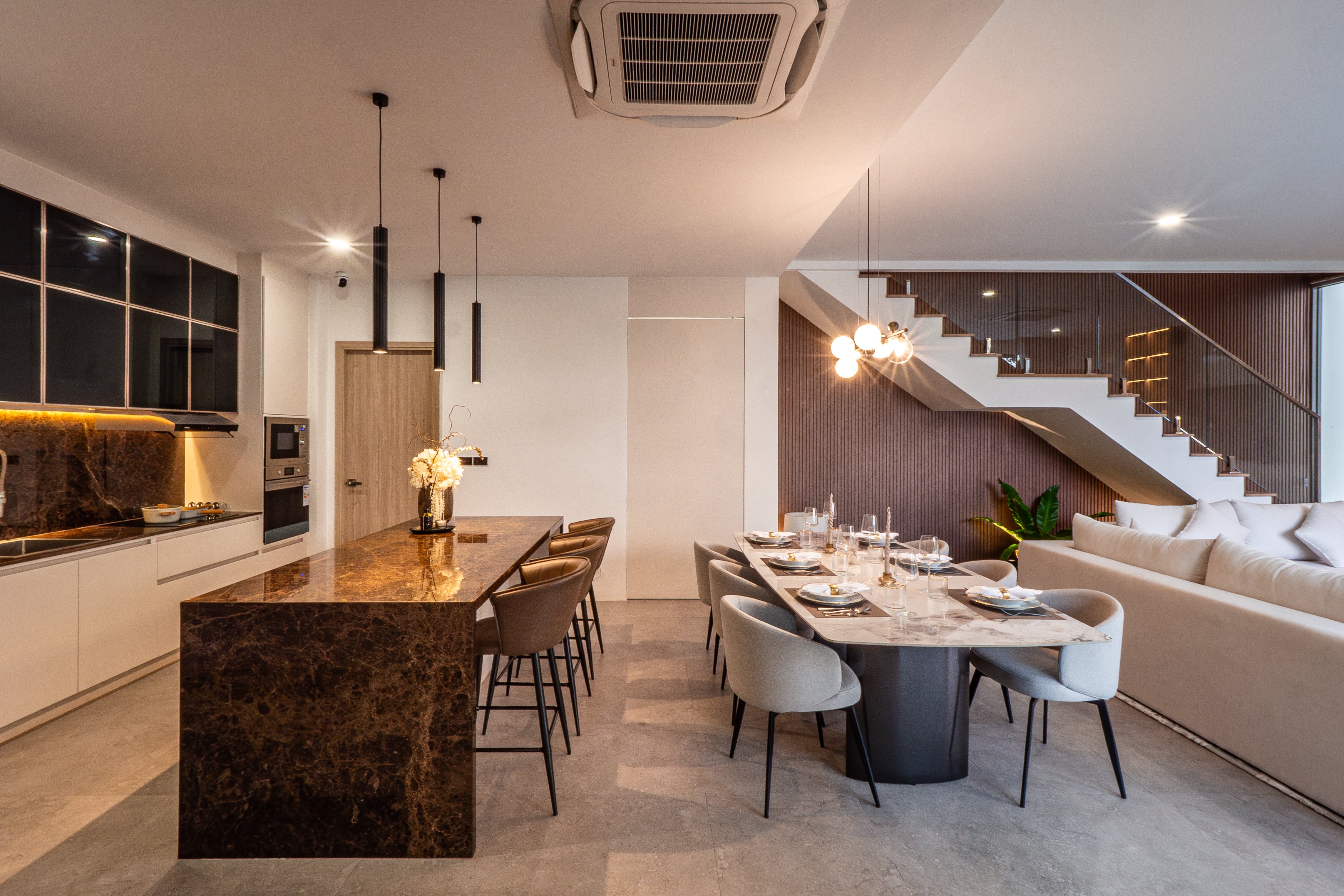 D’Chateau 28